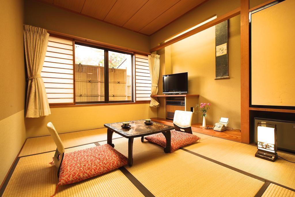 Hotel Tsuruya Karuizawa Buitenkant foto